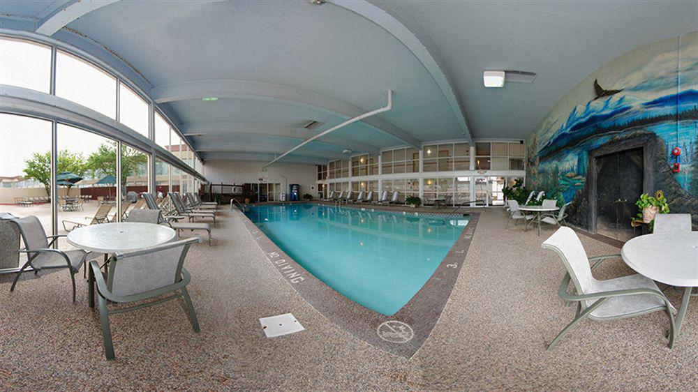 Clarion Inn Pueblo Bagian luar foto