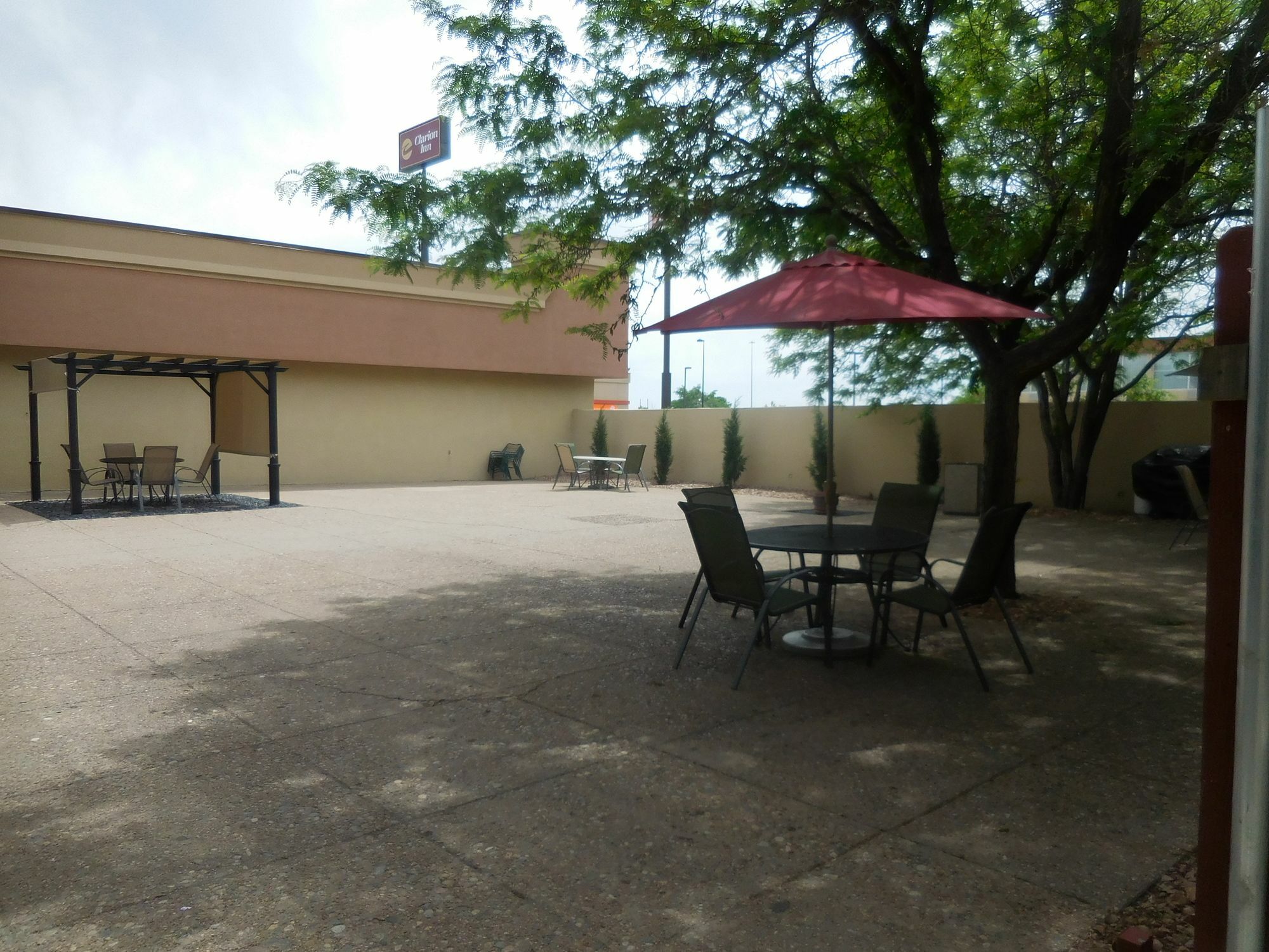 Clarion Inn Pueblo Bagian luar foto